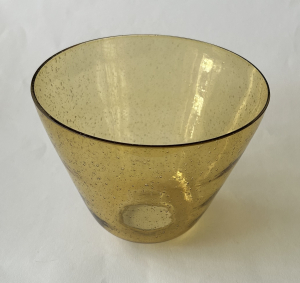 Lampenschirm gelb gebläselt