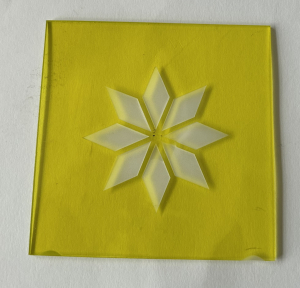 Buntglasecke Friesecke 110x110mm