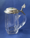 Bierkrug mit echt Zinndeckel und Wappen